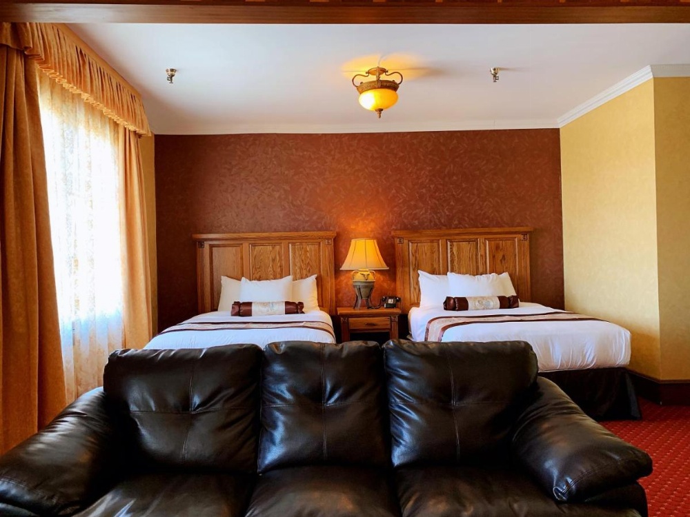 Room image 3