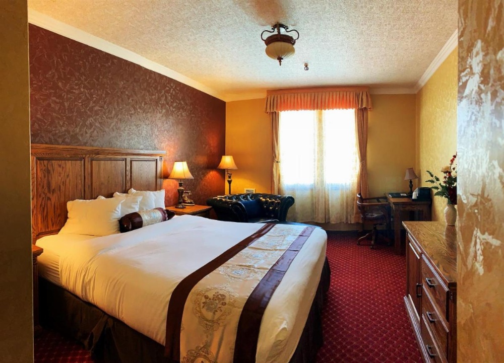 Room image 3