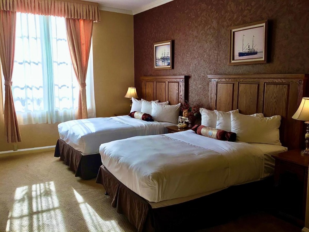 Room image 4